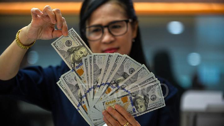 Rupiah Tertekan pada Level Simbol Rupiah 15.770 per Dolar Negeri Paman Sam Hari Ini, Analis Isyarat Besok Melemah