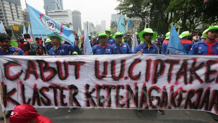 MK Kabulkan Uji Bahan UU Cipta Kerja, Hal ini 6 Poin Penting Putusannya