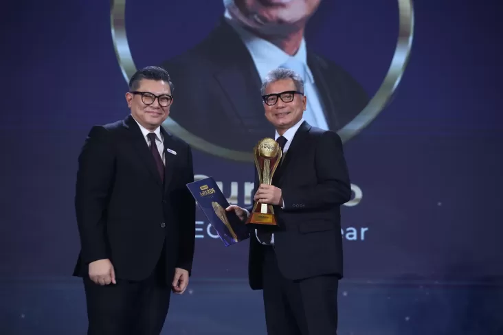 Direktur Utama BRI Sunarso Jadi pimpinan of The Year, BRI Raih 2 Penghargaan Bergengsi