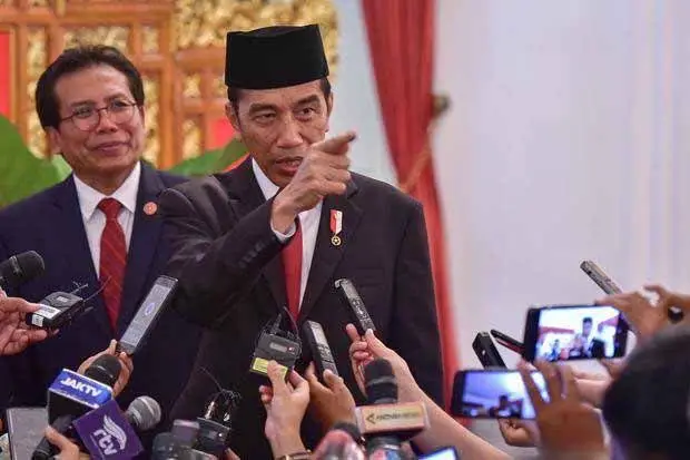 Jelang Jokowi Lengser, Tagar Kami yang mana dimaksud Tak Kalian Pahami Mengudara